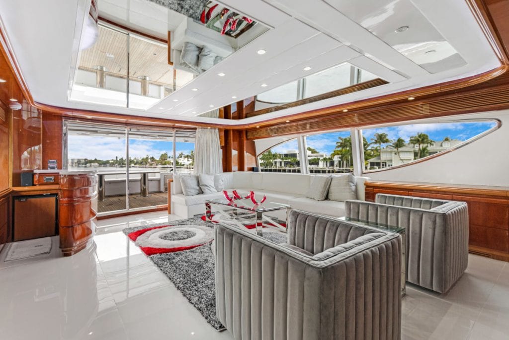 AccuTour_Yacht_Photography-yacht interior